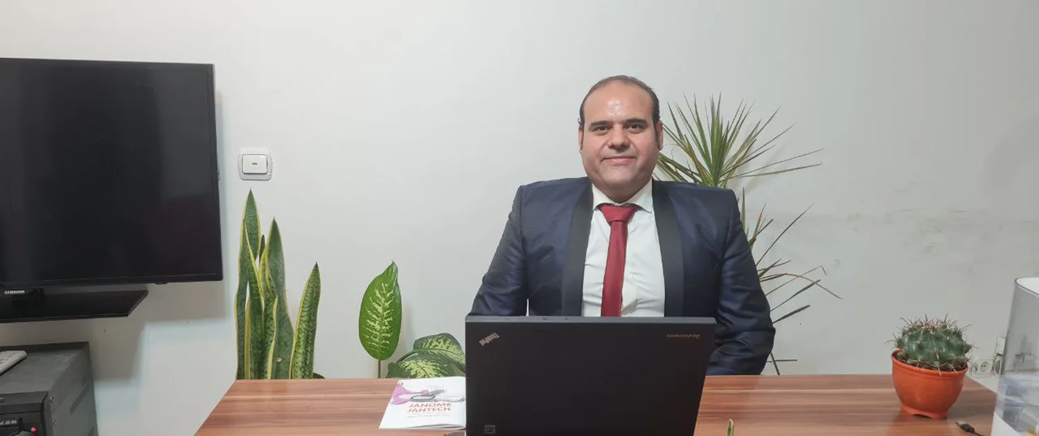 استاد مهرپویا